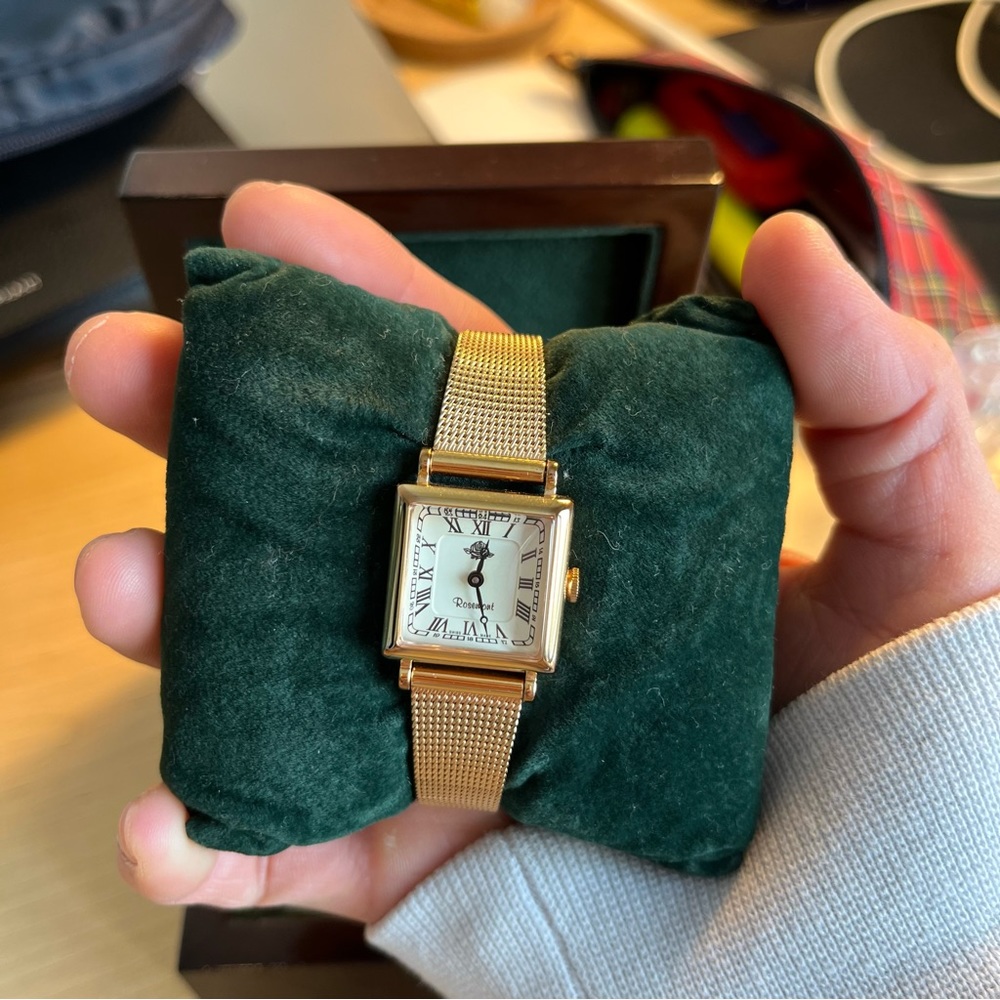 Rosemont woman’s watch Rose gold color (+two more real leather strap)